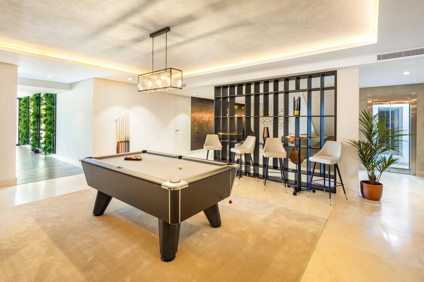 7 camera da letto Villa in vendita in Benahavis con piscina garage - 6.950.000 € (Rif: 8859913)