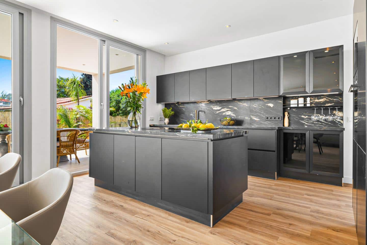 5 soveværelse Villa til salg i Marbella med swimmingpool - € 2.950.000 (Ref: 8860114)