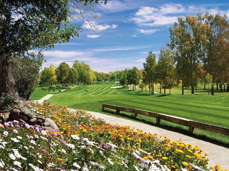 4 soveværelse Villa til salg i New Golden Mile med swimmingpool garage - € 2.220.000 (Ref: 8860120)