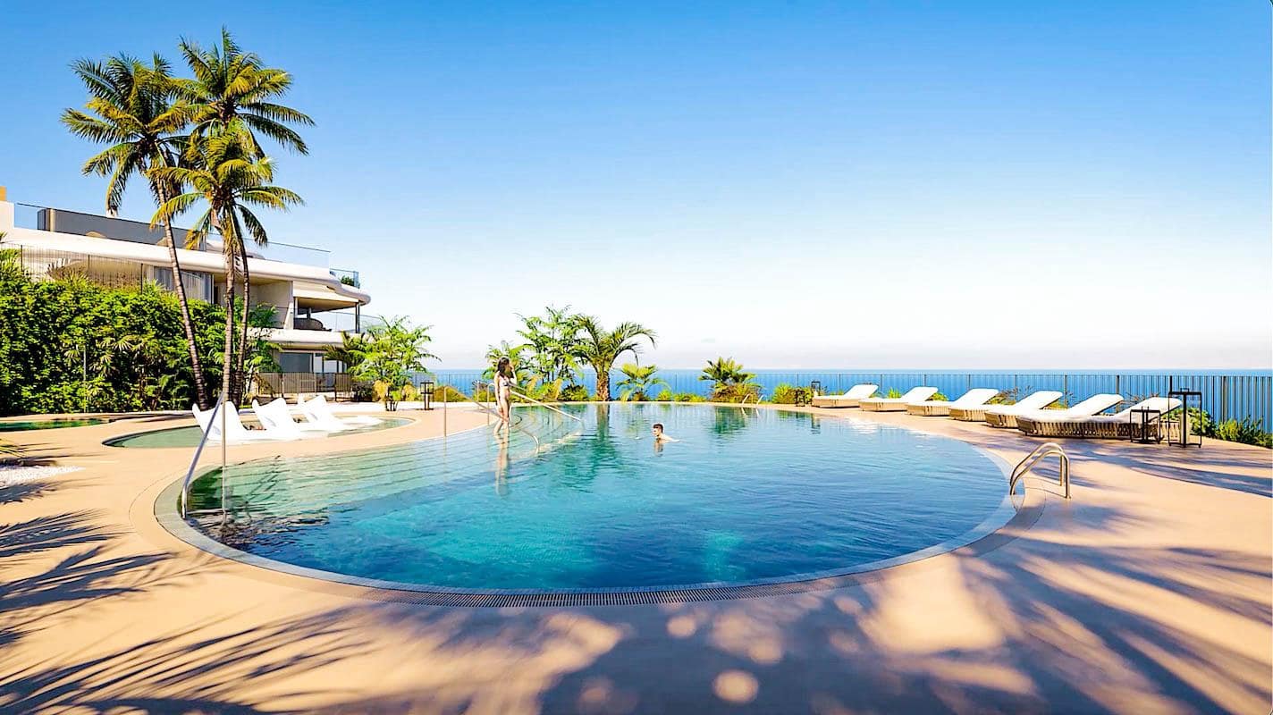 4 bedroom Flat for sale in Benahavis with pool garage - € 3,200,000 (Ref: 8860142)