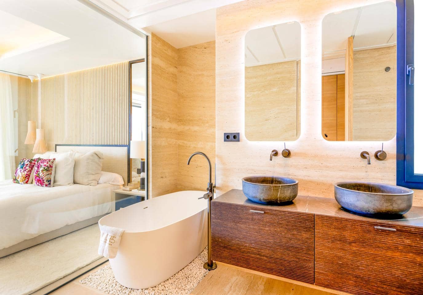 4 chambre Appartement à vendre à Estepona avec piscine garage - 4 385 000 € (Ref: 8860163)