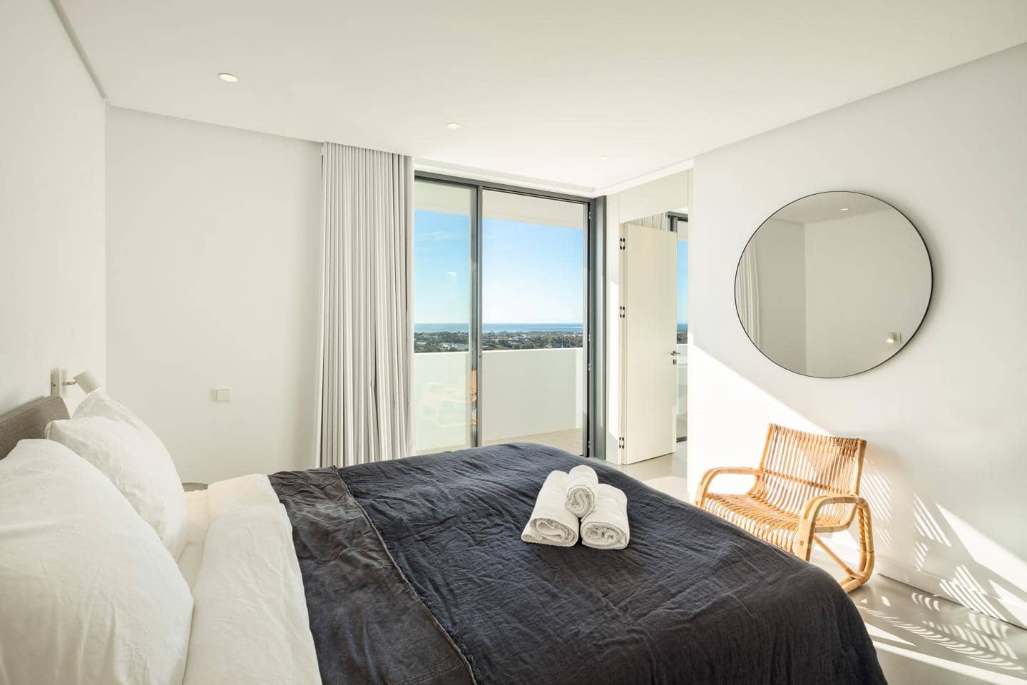 4 soveværelse Villa til salg i Benahavis med swimmingpool garage - € 3.995.000 (Ref: 8860174)