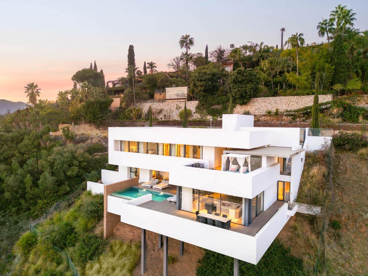 4 soveværelse Villa til salg i Benahavis med swimmingpool garage - € 3.995.000 (Ref: 8860174)