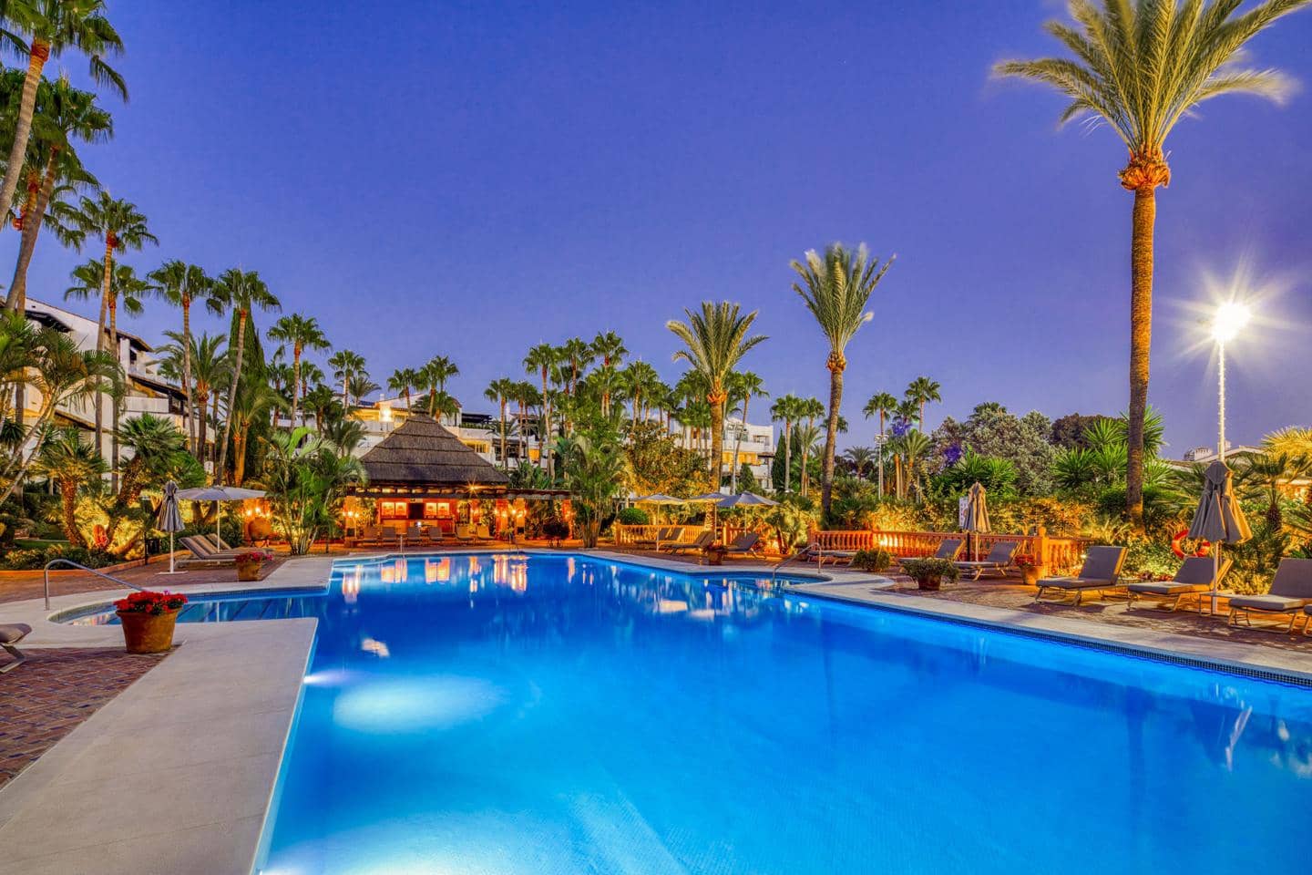 3 soveværelse Lejlighed til salg i Marbella med swimmingpool garage - € 3.500.000 (Ref: 8860180)