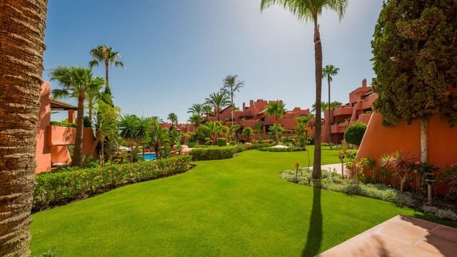 3 soverom Leilighet til salgs i Resinera-Voladilla, Estepona med svømmebasseng garasje - € 1 825 000 (Ref: 8860190)