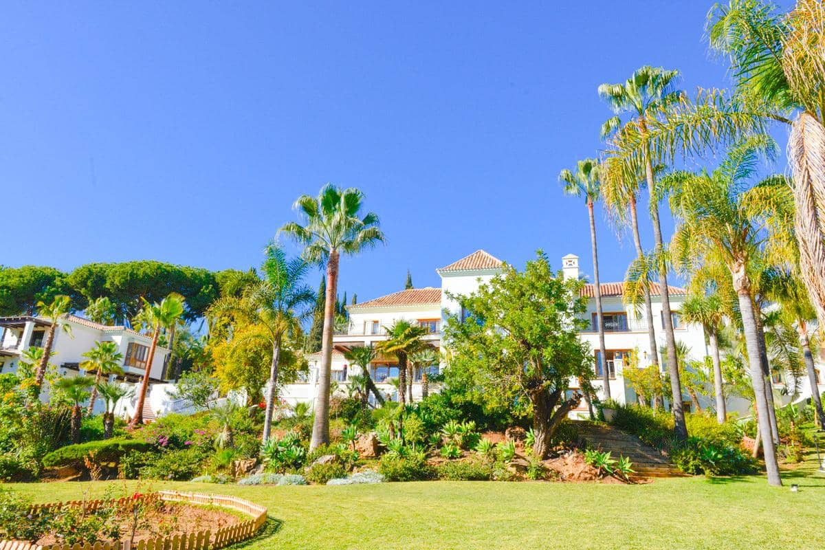 16 slaapkamer Villa te koop in Benahavis met zwembad garage - € 13.950.000 (Ref: 8860193)