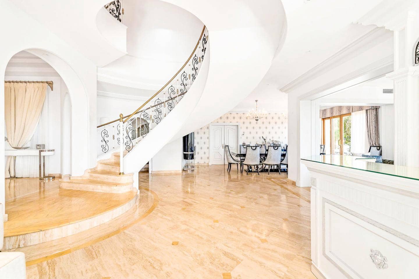 16 slaapkamer Villa te koop in Benahavis met zwembad garage - € 13.950.000 (Ref: 8860193)