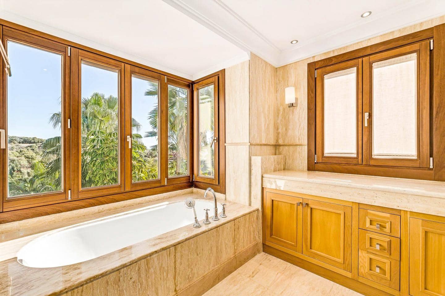 16 slaapkamer Villa te koop in Benahavis met zwembad garage - € 13.950.000 (Ref: 8860193)