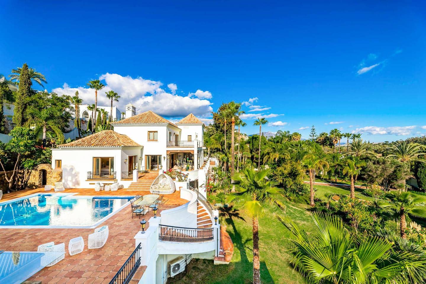 16 slaapkamer Villa te koop in Benahavis met zwembad garage - € 13.950.000 (Ref: 8860193)