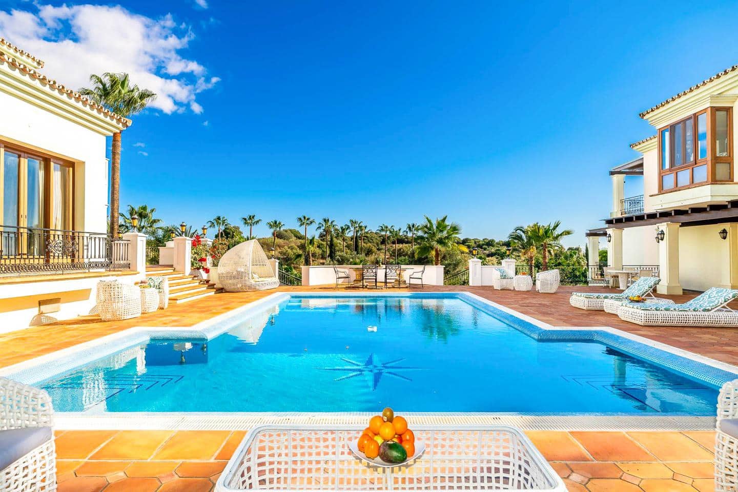 16 slaapkamer Villa te koop in Benahavis met zwembad garage - € 13.950.000 (Ref: 8860193)