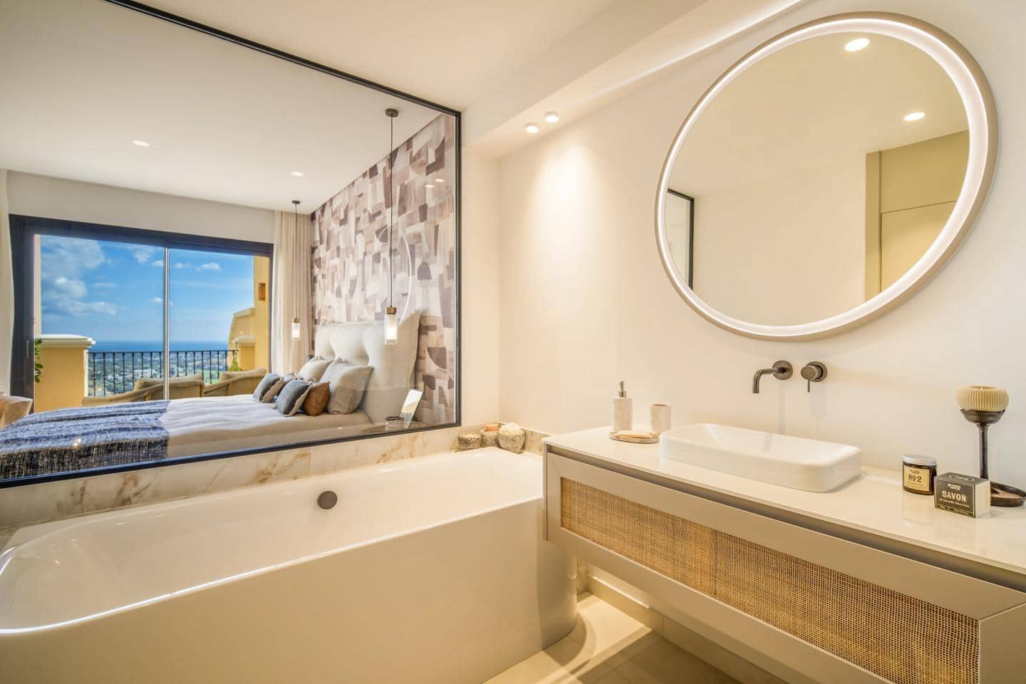 3 quarto Apartamento para venda em Benahavis com piscina garagem - 1 375 000 € (Ref: 8860259)