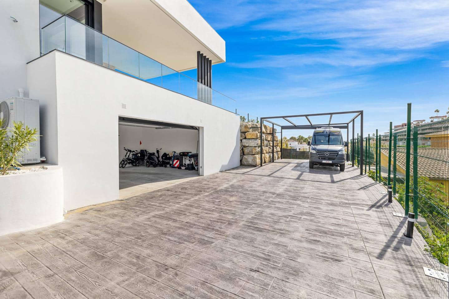 4 slaapkamer Villa te koop in Benahavis met zwembad garage - € 3.485.000 (Ref: 8861623)