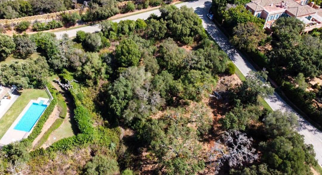 Grunde uden byggetilladelser til salg i Sotogrande - € 1.000.000 (Ref: 8863242)