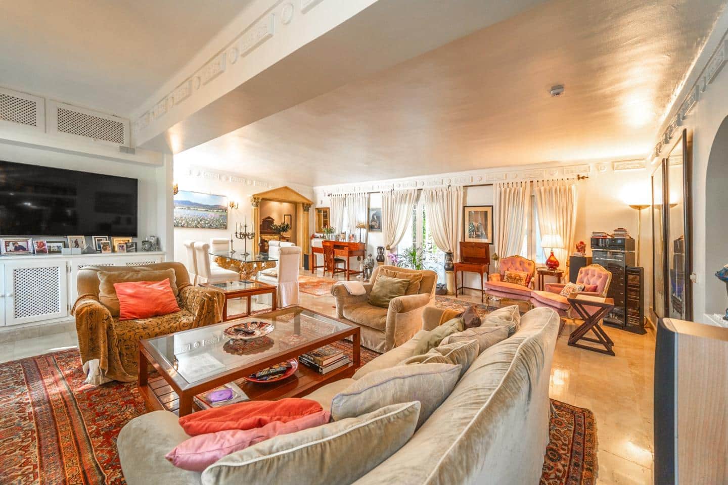 3 soverom Villa til salgs i Marbella med svømmebasseng garasje - € 1 495 000 (Ref: 8863243)