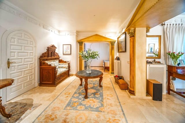 3 chambre Villa/Maison à vendre à Guadalmina Alta, Marbella avec piscine garage - 1 495 000 € (Ref: 8863243)