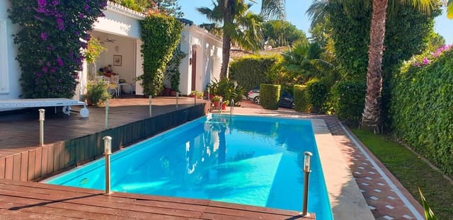 3 chambre Villa/Maison à vendre à Guadalmina Alta, Marbella avec piscine garage - 1 495 000 € (Ref: 8863243)