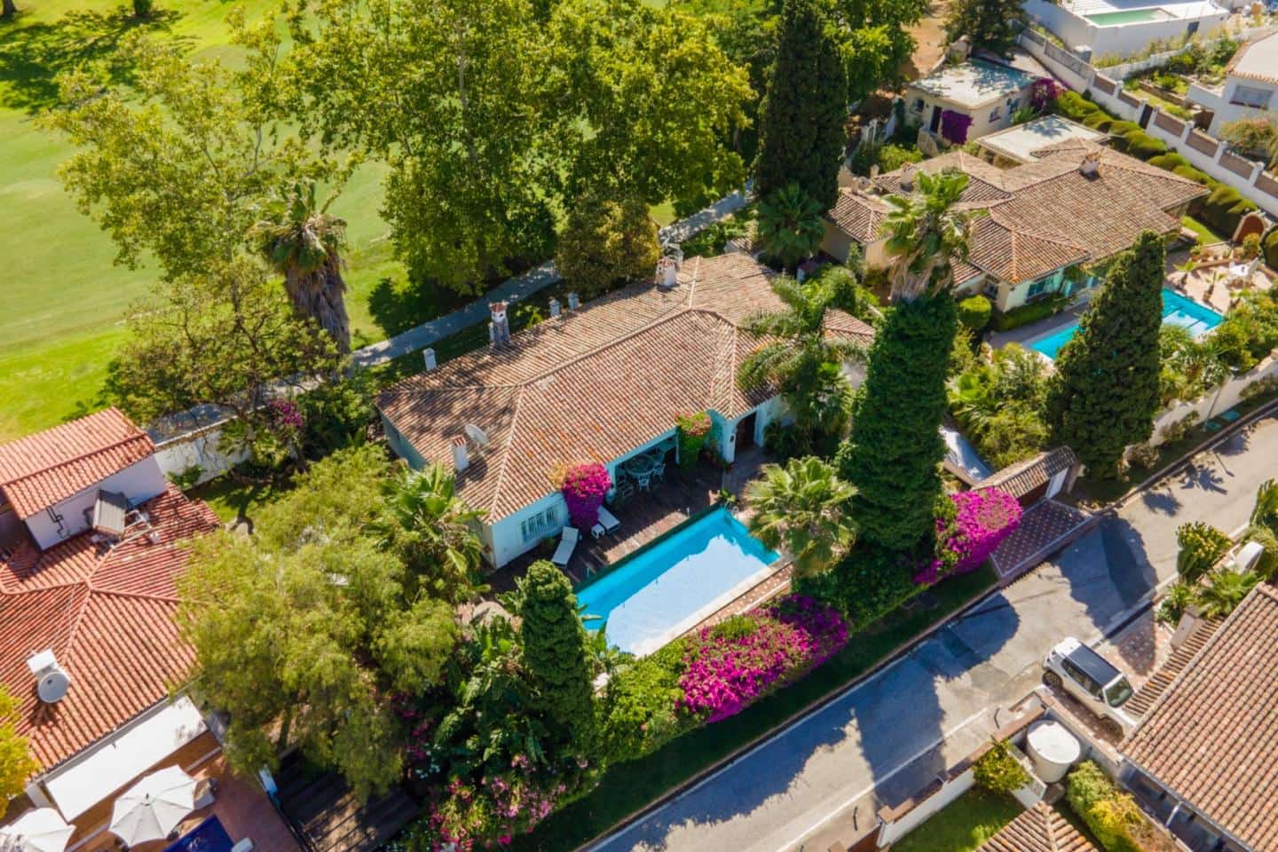 3 soverom Villa til salgs i Marbella med svømmebasseng garasje - € 1 495 000 (Ref: 8863243)