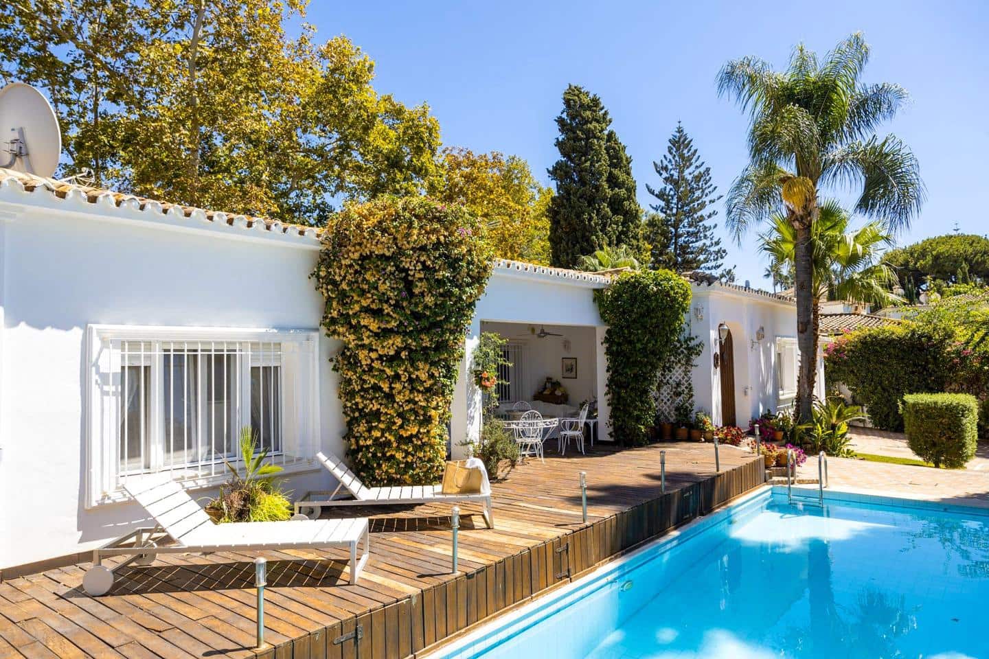 3 soverom Villa til salgs i Marbella med svømmebasseng garasje - € 1 495 000 (Ref: 8863243)