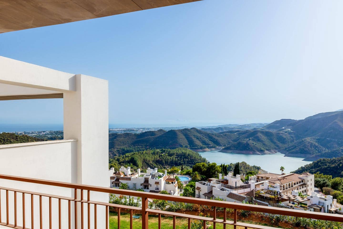 3 bedroom Villa for sale in Marbella with pool garage - € 620,000 (Ref: 8863482)