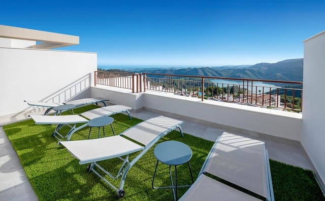 3 slaapkamer Villa te koop in Marbella met zwembad garage - € 620.000 (Ref: 8863482)