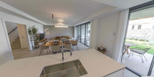 3 slaapkamer Villa te koop in El Faro de Calaburra - Chaparral, Mijas met zwembad garage - € 802.000 (Ref: 8863534)