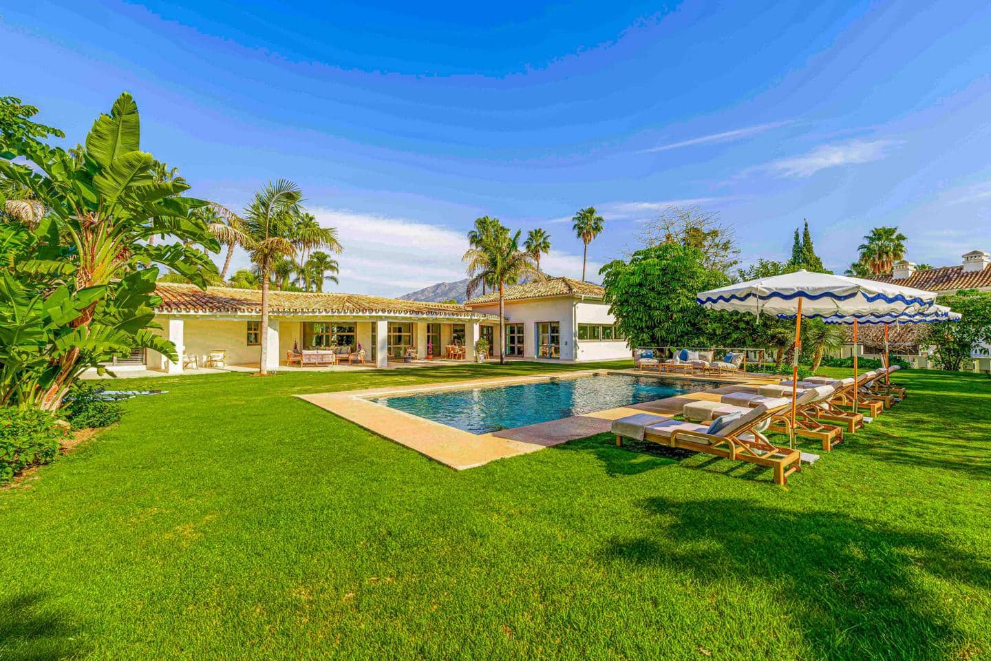 5 slaapkamer Villa te koop in Marbella met zwembad garage - € 6.995.000 (Ref: 8866436)