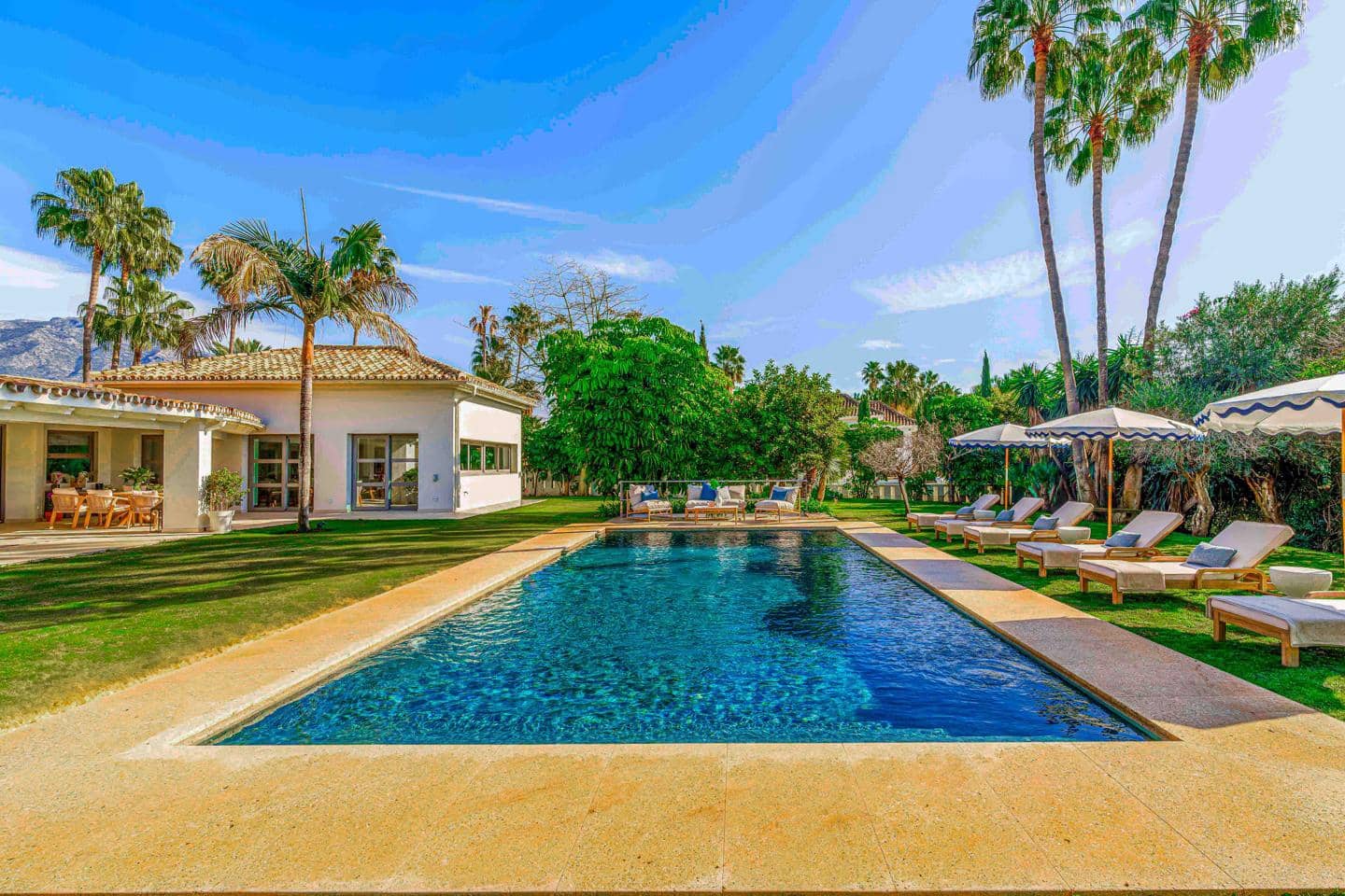 5 slaapkamer Villa te koop in Marbella met zwembad garage - € 6.995.000 (Ref: 8866436)