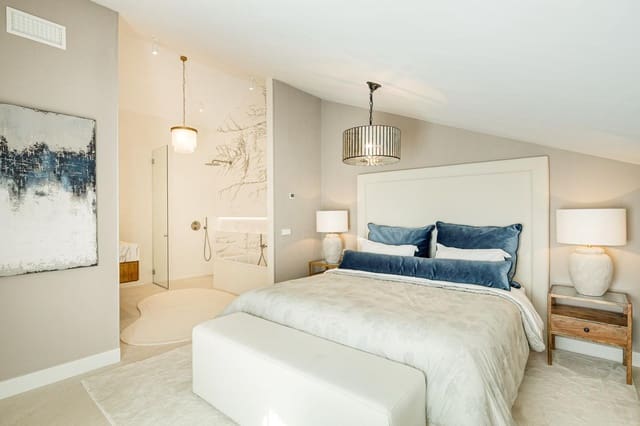 5 bedroom Flat for sale in La Carolina - Guadalpín, Marbella with pool garage - € 2,695,000 (Ref: 8868468)