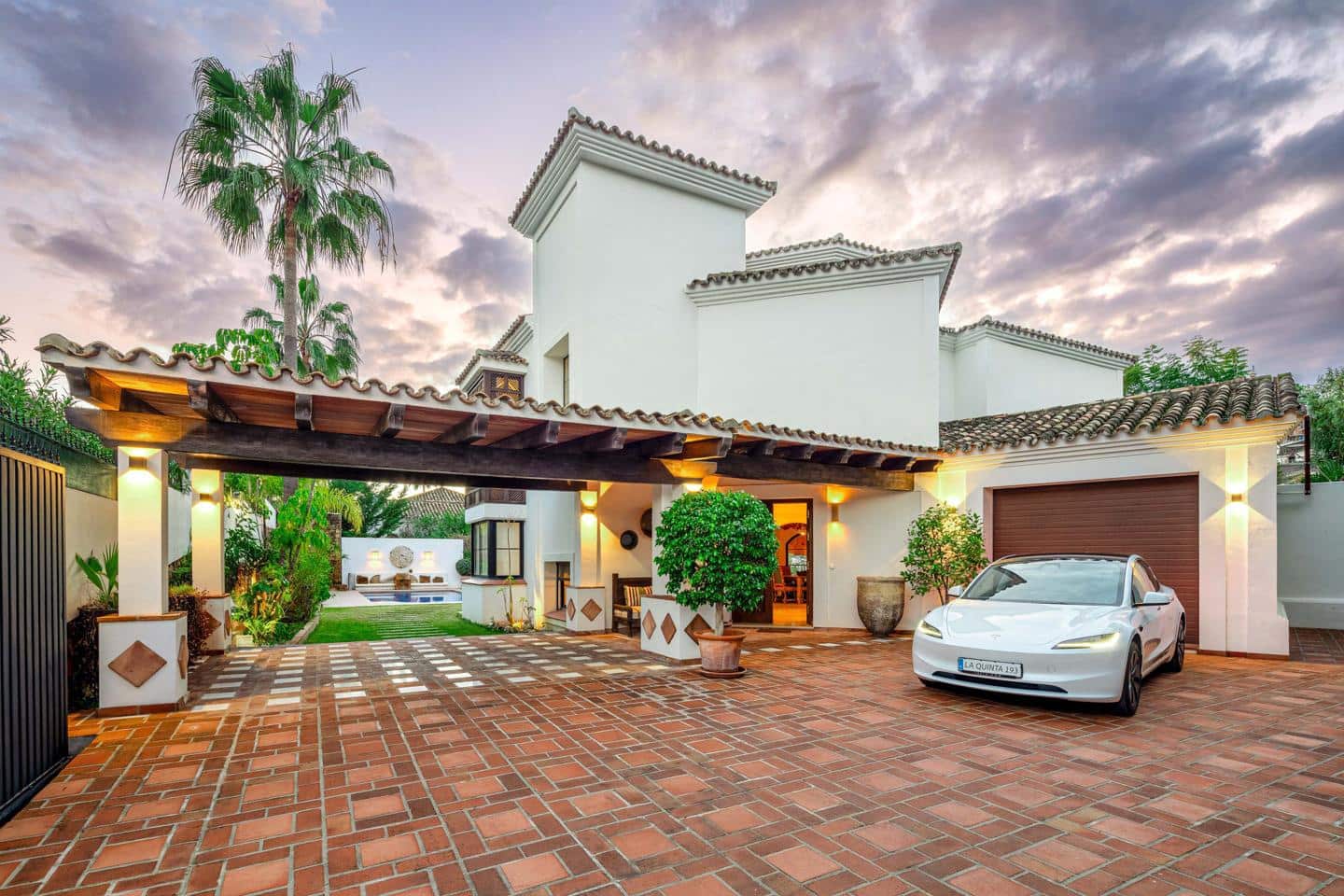 4 slaapkamer Villa te koop in Benahavis met zwembad garage - € 2.950.000 (Ref: 8868470)