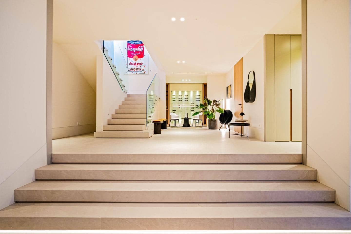 5 bedroom Villa for sale in Benahavis with pool garage - € 5,995,000 (Ref: 8894069)