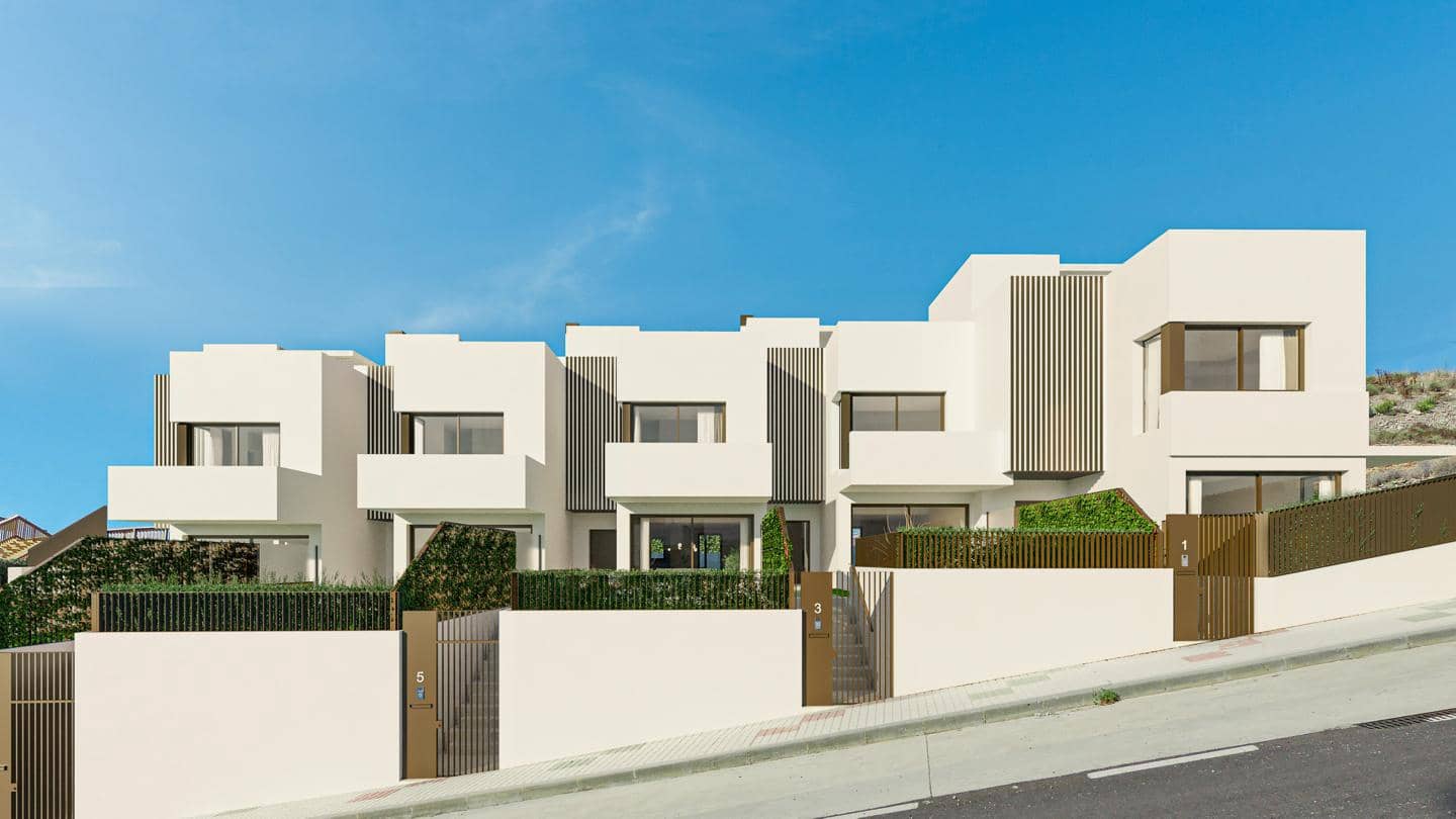 4 soveværelse Villa til salg i Rincon de la Victoria med swimmingpool garage - € 705.000 (Ref: 8895267)