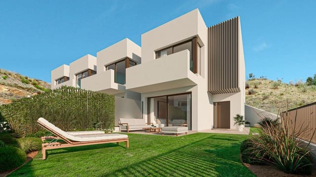 4 Zimmer Villa zu verkaufen in Rincón de la Victoria mit Pool Garage - 705.000 € (Ref: 8895267)