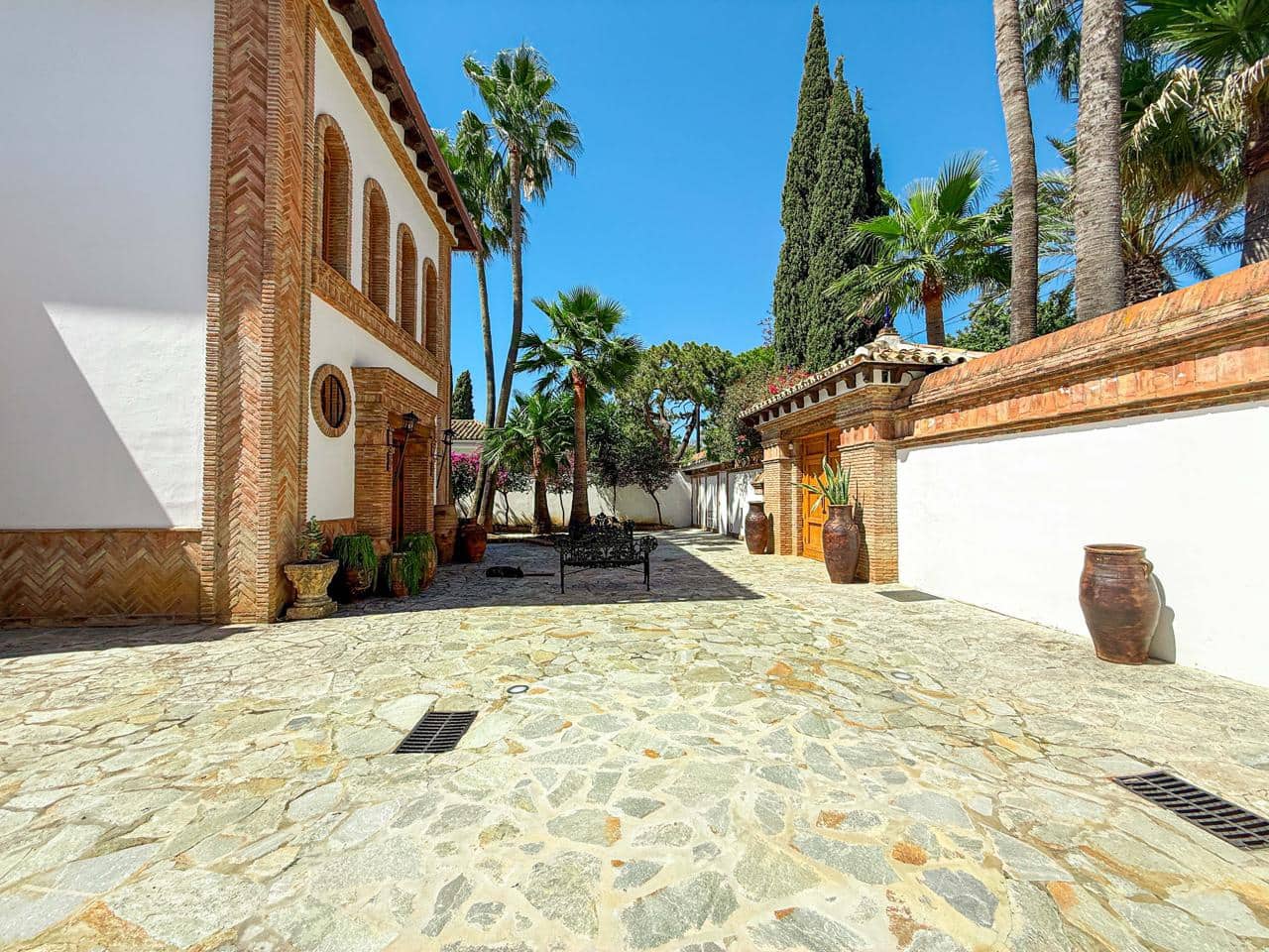 4 chambre Villa/Maison à vendre à Marbella avec piscine garage - 2 690 000 € (Ref: 8910680)