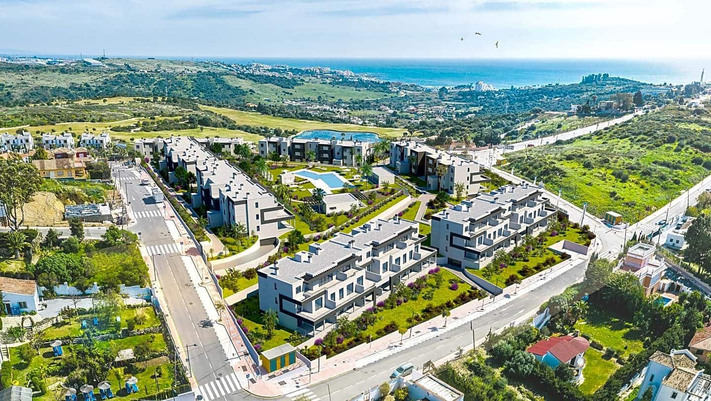 4 quarto Apartamento para venda em Estepona com piscina garagem - 534 000 € (Ref: 8912236)