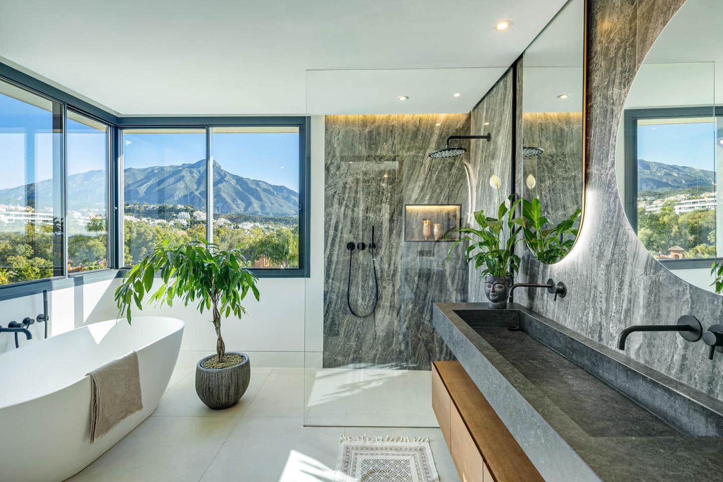 5 chambre Villa/Maison à vendre à Marbella avec piscine garage - 3 750 000 € (Ref: 8912389)