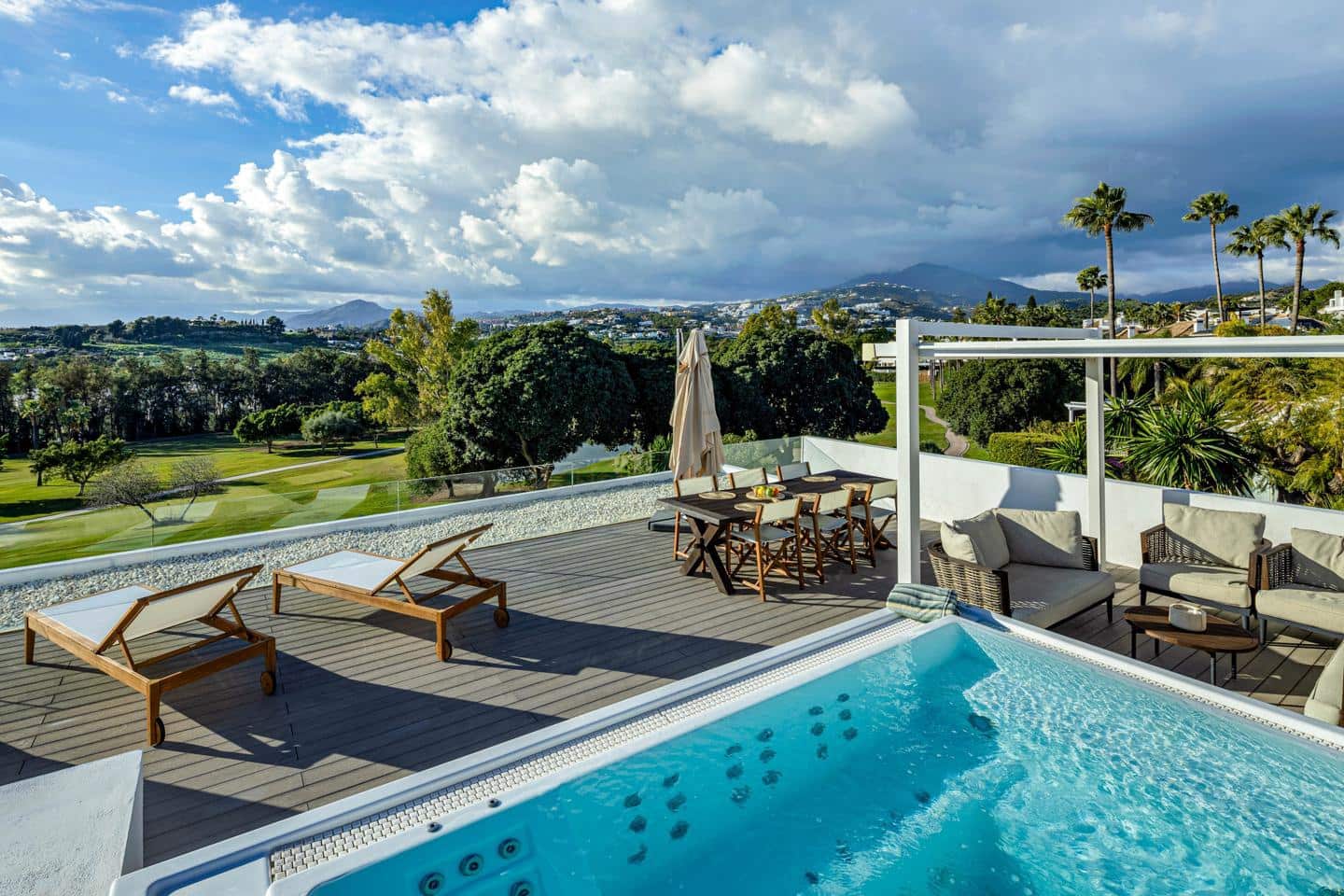 6 slaapkamer Villa te koop in Marbella met zwembad garage - € 3.995.000 (Ref: 8925332)