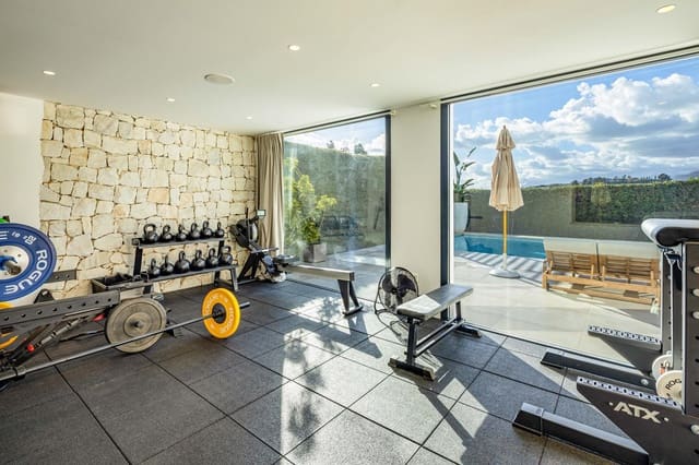 6 quarto Moradia para venda em Los Naranjos, Marbella com piscina garagem - 3 995 000 € (Ref: 8925332)