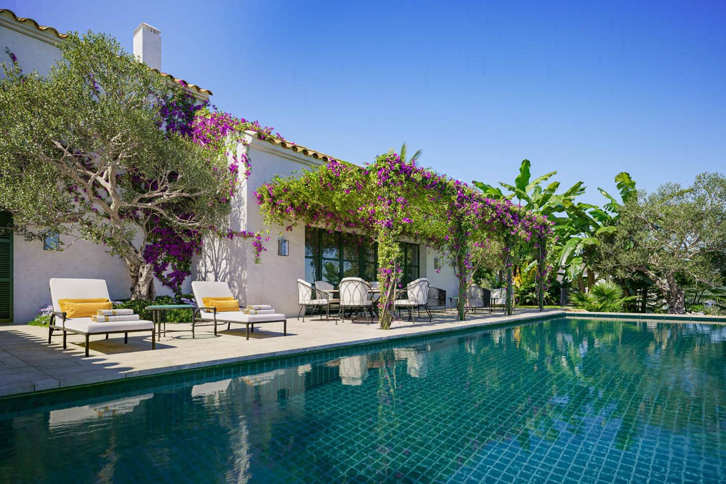 3 bedroom Villa for sale in Casares with pool garage - € 3,990,000 (Ref: 8925334)