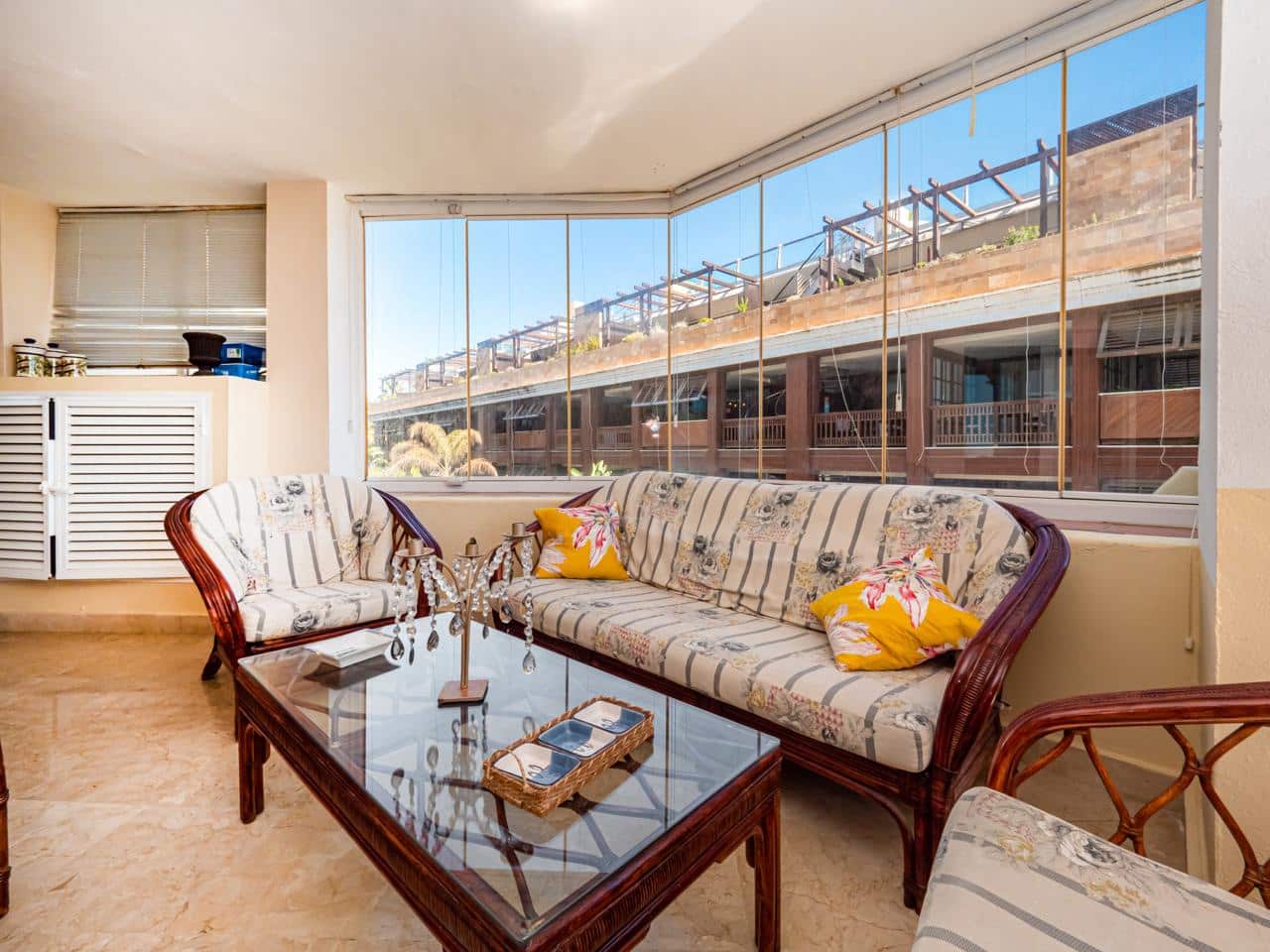 2 soverom Leilighet til salgs i Marbella med svømmebasseng garasje - € 1 575 000 (Ref: 8937911)