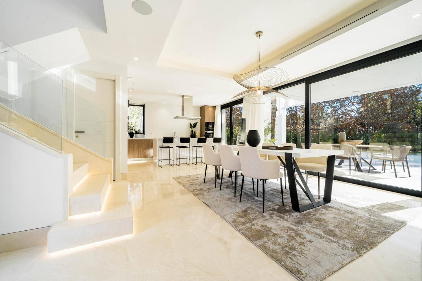 4 quarto Moradia para venda em El Paraiso com piscina garagem - 2 200 000 € (Ref: 8937914)