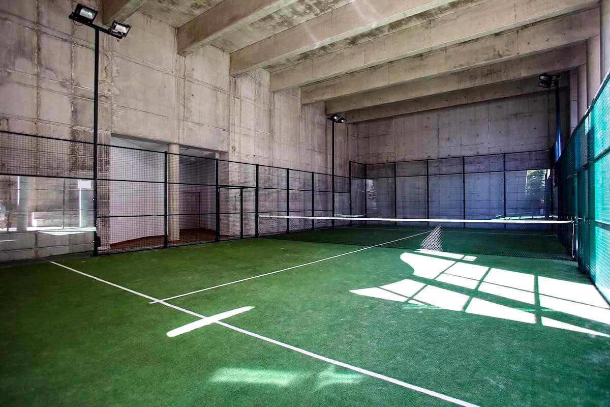 2 Zimmer Wohnung zu verkaufen in Estepona mit Pool Garage - 630.000 € (Ref: 8949633)