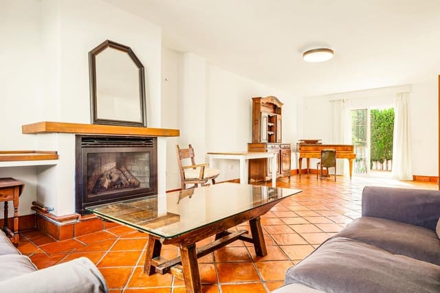 4 slaapkamer Villa te koop in Guadalmina Alta, Marbella met zwembad garage - € 949.000 (Ref: 8969343)