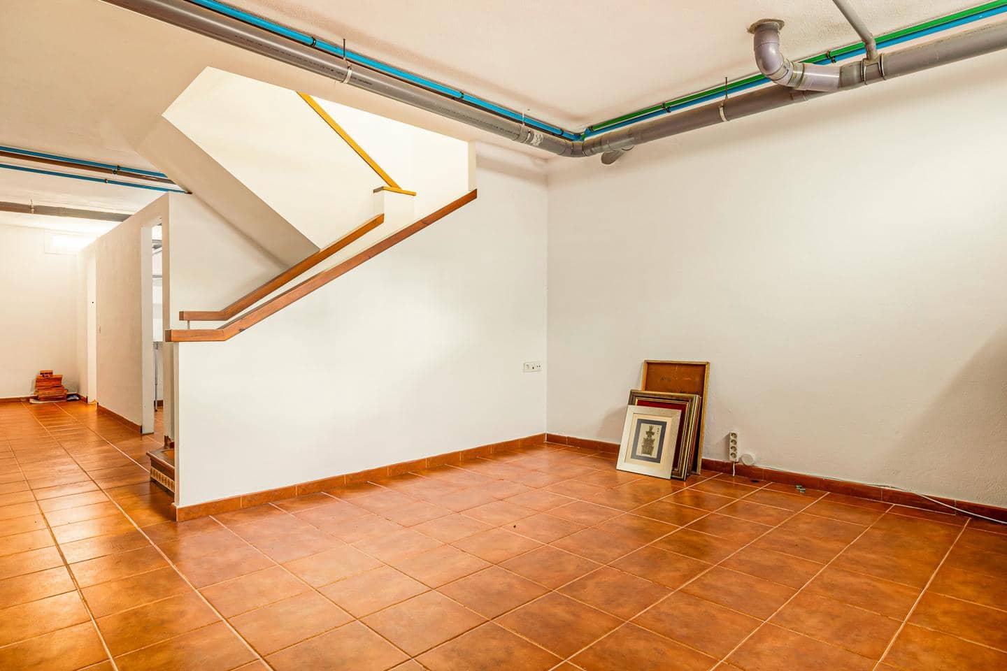 4 soveværelse Villa til salg i Marbella med swimmingpool garage - € 949.000 (Ref: 8969343)