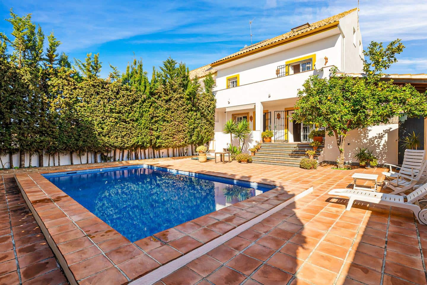 4 soveværelse Villa til salg i Marbella med swimmingpool garage - € 949.000 (Ref: 8969343)