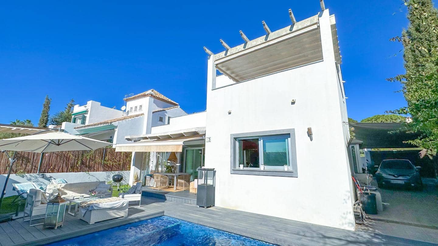 4 soveværelse Villa til salg i Marbella med swimmingpool garage - € 1.790.000 (Ref: 8969709)