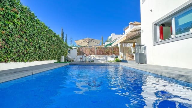 4 quarto Moradia para venda em Huerta Belón - Calvario, Marbella com piscina garagem - 1 790 000 € (Ref: 8969709)