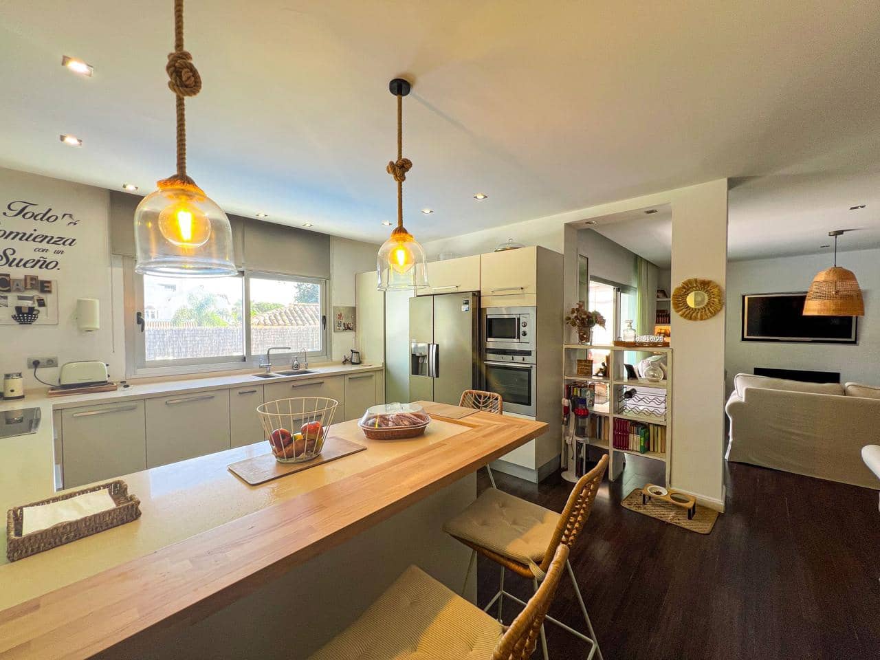 4 soveværelse Villa til salg i Marbella med swimmingpool garage - € 1.790.000 (Ref: 8969709)