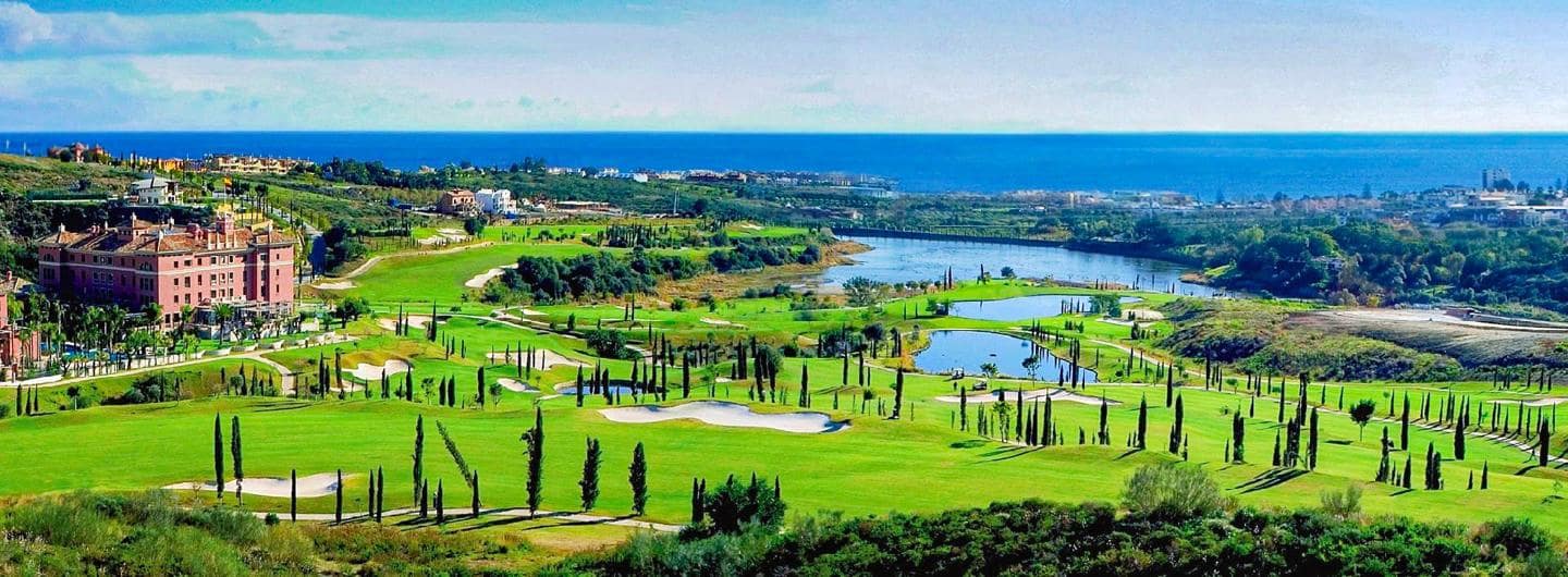 4 soverom Villa til salgs i Benahavis med svømmebasseng garasje - € 2 630 000 (Ref: 8993185)