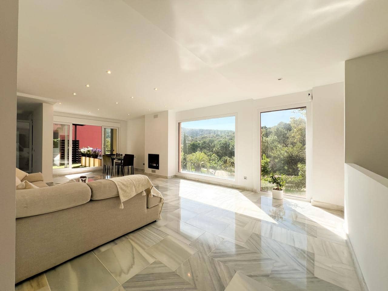 4 camera da letto Villa in vendita in Benahavis con piscina garage - 679.000 € (Rif: 9023732)