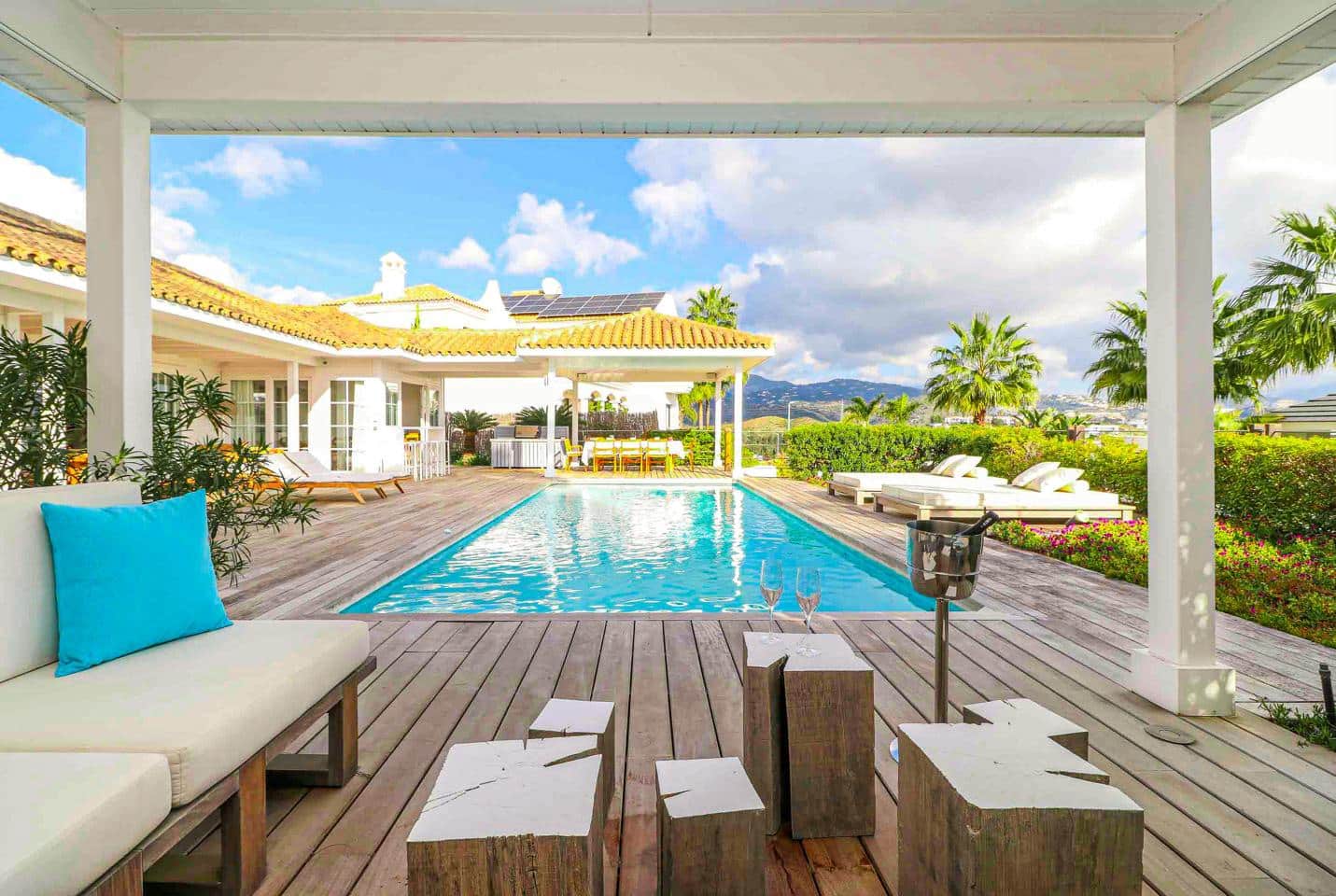 4 camera da letto Villa in vendita in Benahavis con piscina garage - 1.975.000 € (Rif: 9029135)